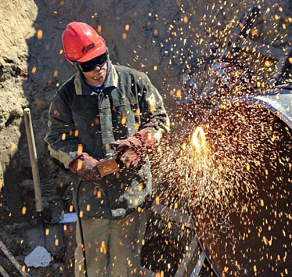 funny-girl-in-doctor-uniform
